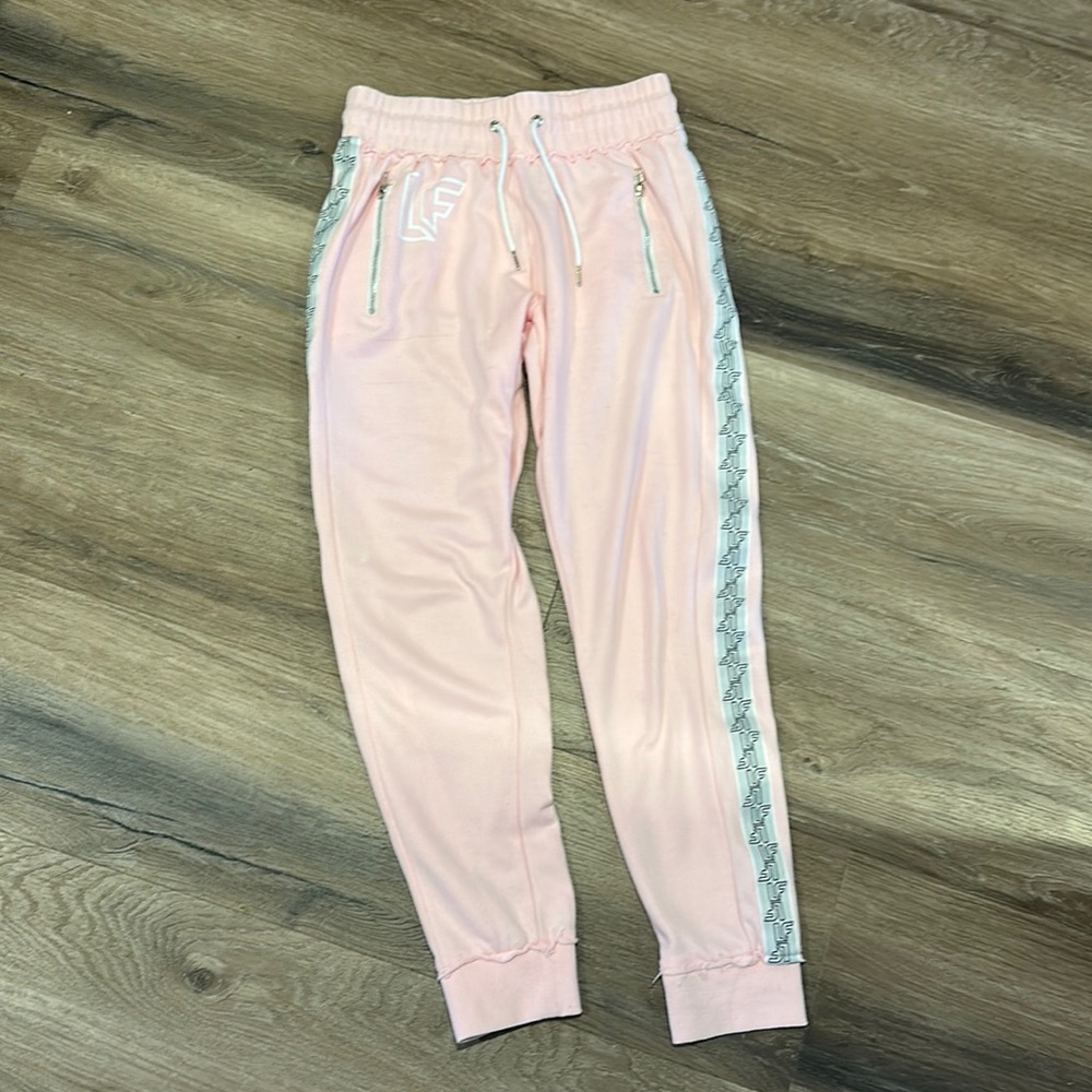 LF sweatpants!